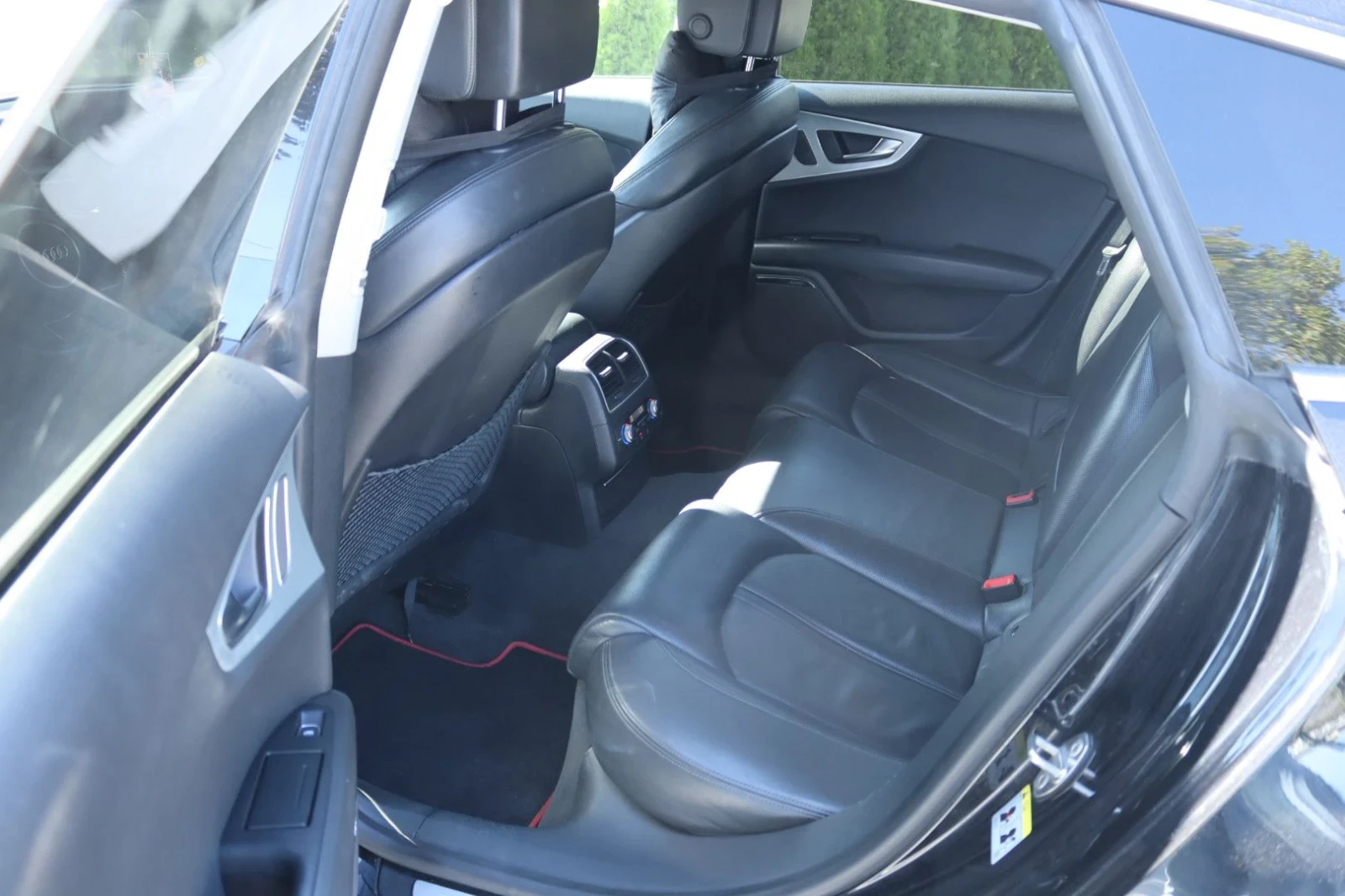 Audi A7 3.0* Podgrev/Obduhvane* Night Vision* Distronik*  | Mobile.bg — изображение 16