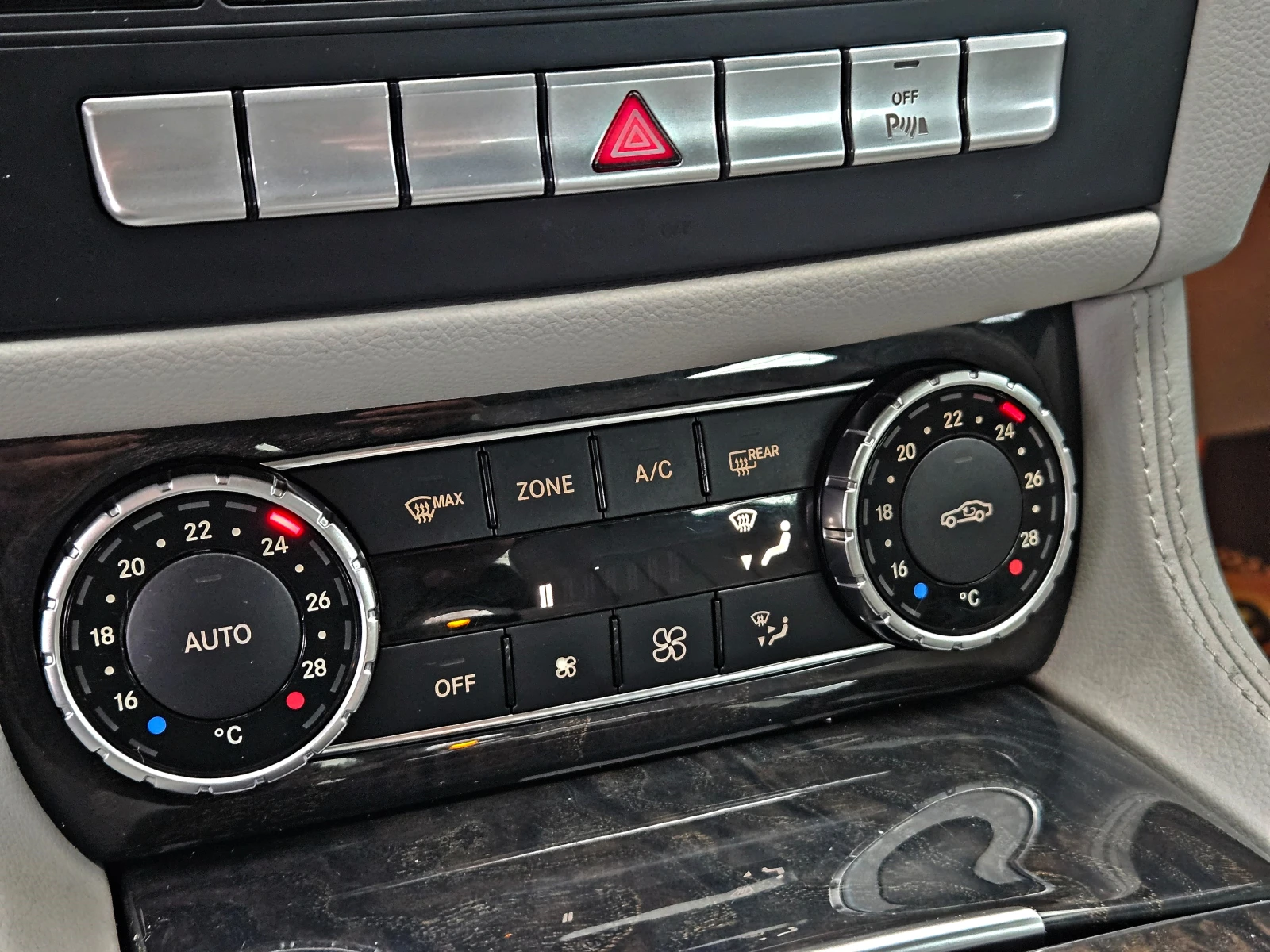 Mercedes-Benz CLS 350 AMG/4MATIC/GERMANY/AUTO HOLD/INTEL.LIGHT SYSTEM/LI | Mobile.bg   12