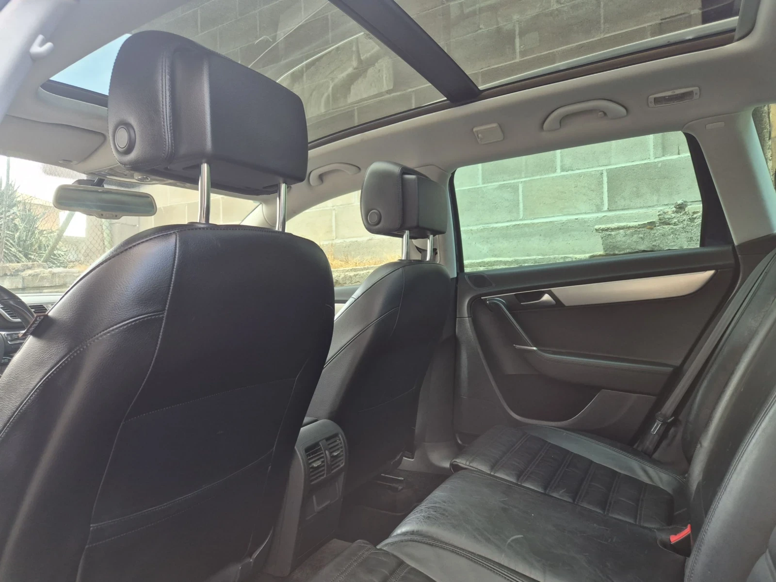 VW Passat B7 2.0 , снимка 16 - Автомобили и джипове - 53948816