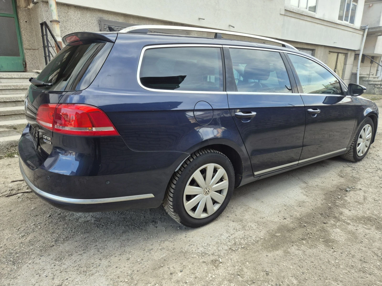 VW Passat B7 2.0 , снимка 7 - Автомобили и джипове - 53948816