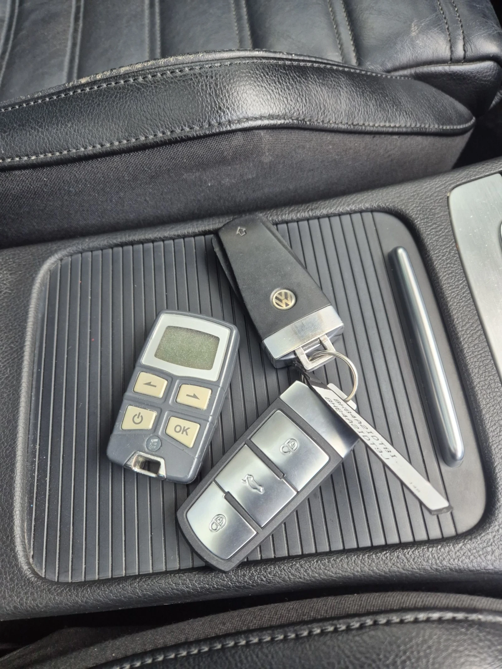 VW Passat B7 2.0 , снимка 15 - Автомобили и джипове - 53948816