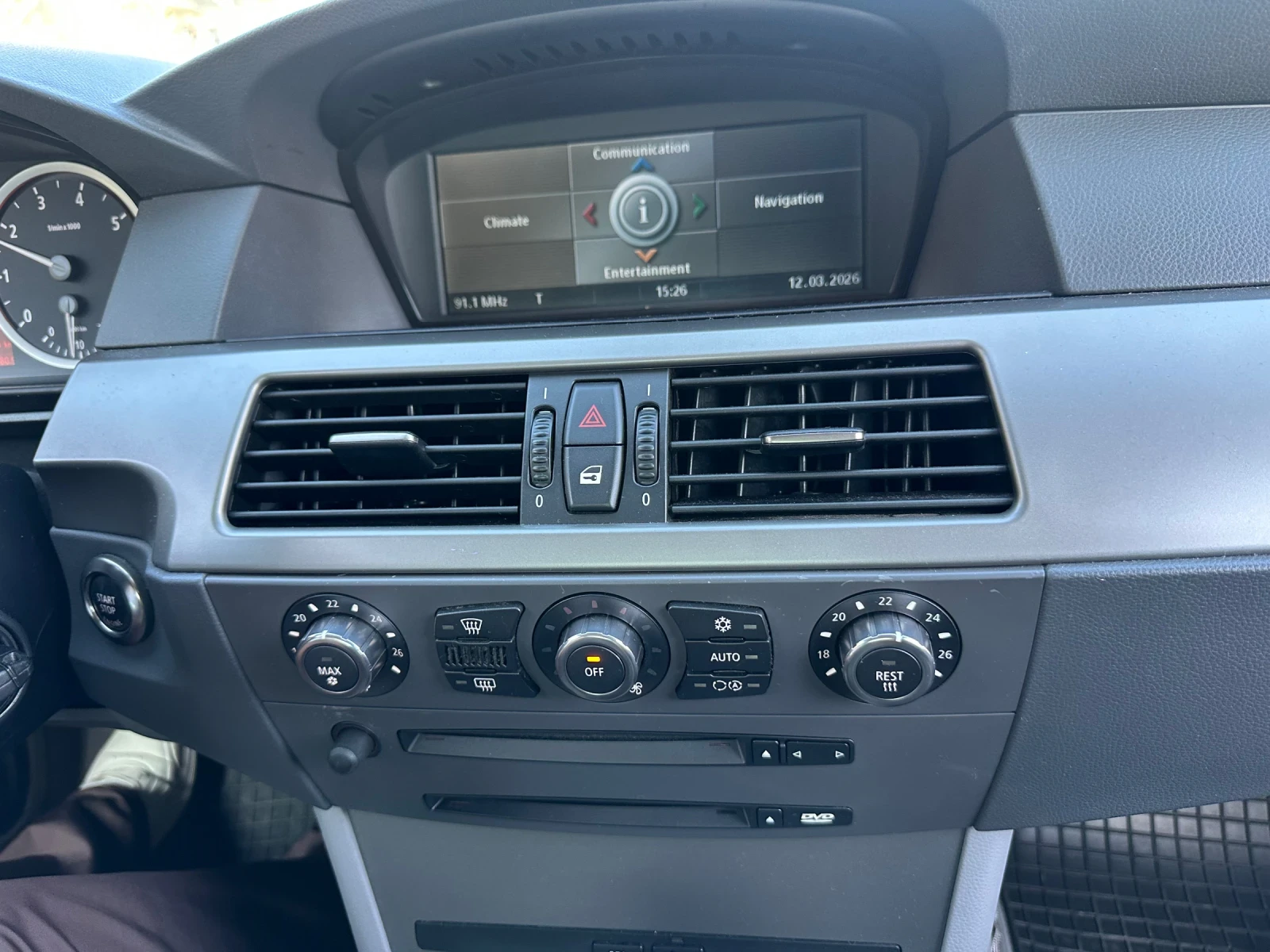 BMW 525 2.5/Gaz/Avtomat/Navi/barter, снимка 11 - Автомобили и джипове - 53988181