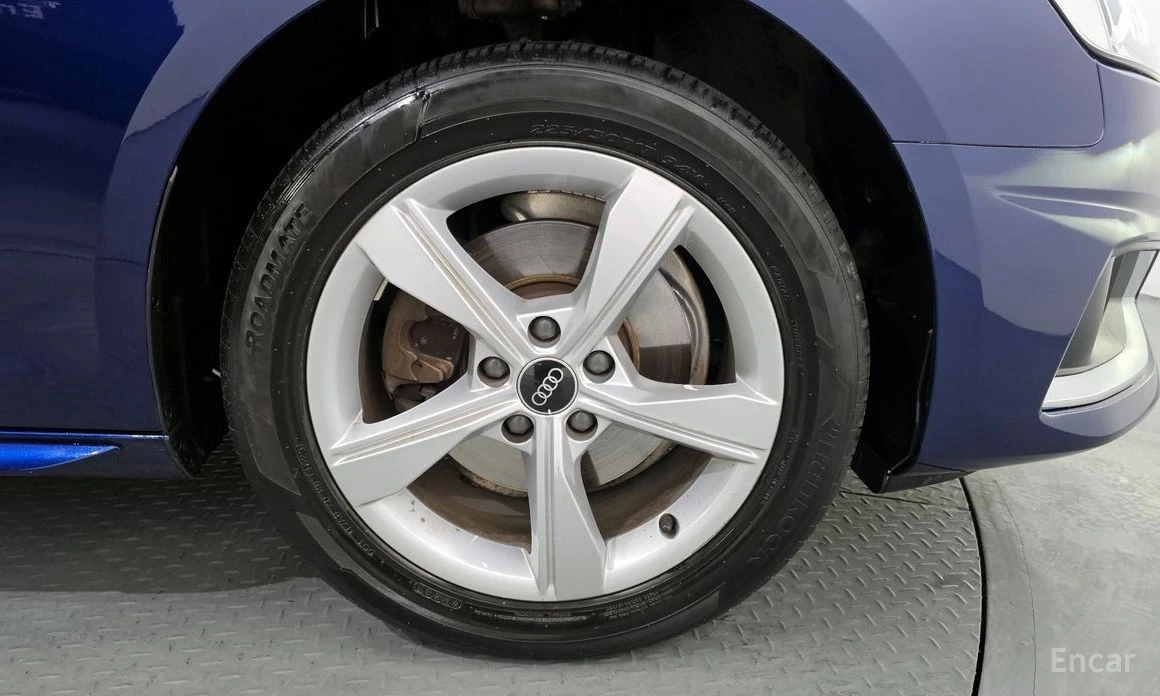 Audi A4, снимка 5 - Автомобили и джипове - 54099443