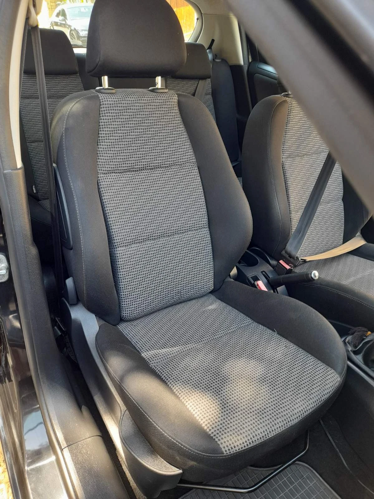 Peugeot 207, снимка 10 - Автомобили и джипове - 54391608