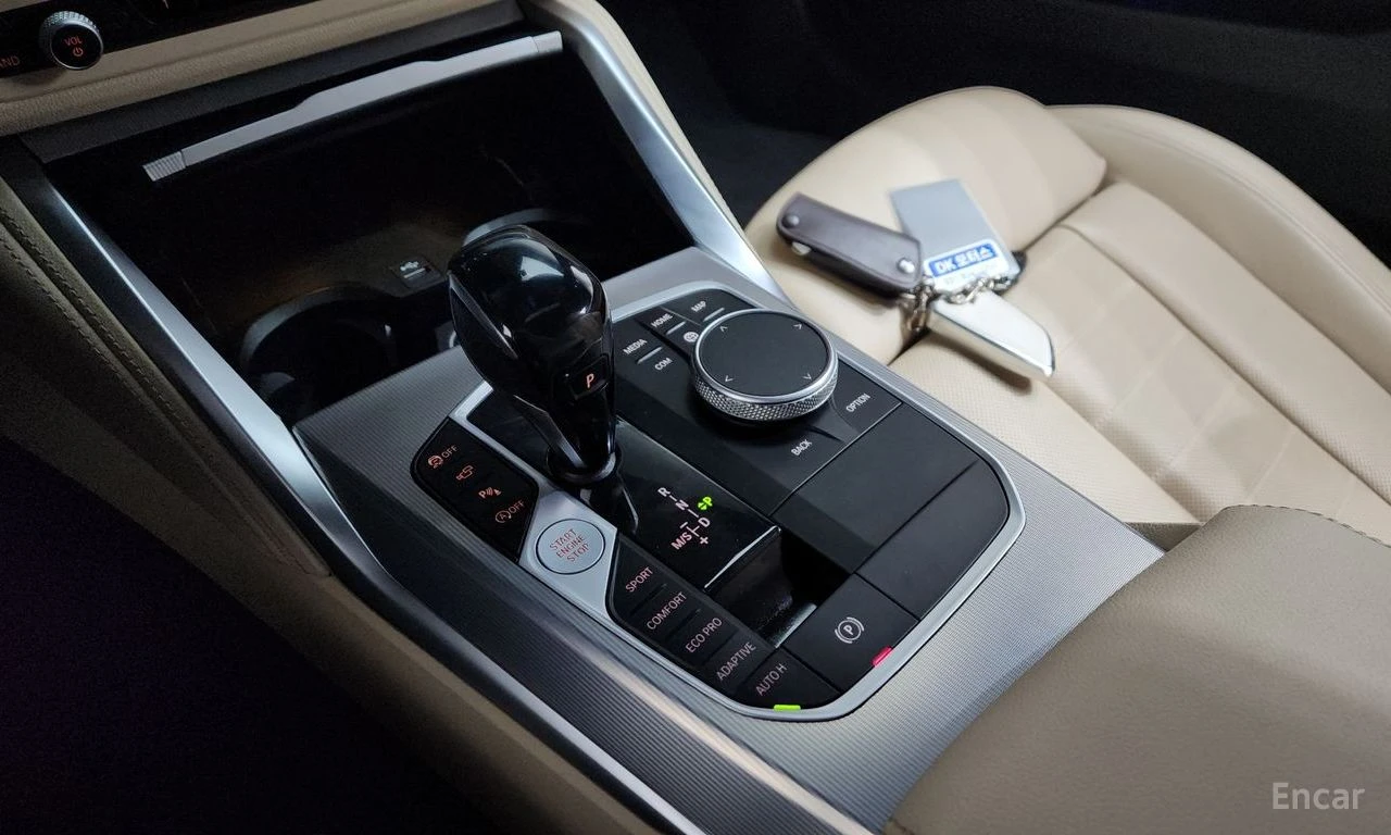 BMW 440 XDRIVE* HARMAN* HEADUP* AMBIENT* 360, снимка 10 - Автомобили и джипове - 54478129