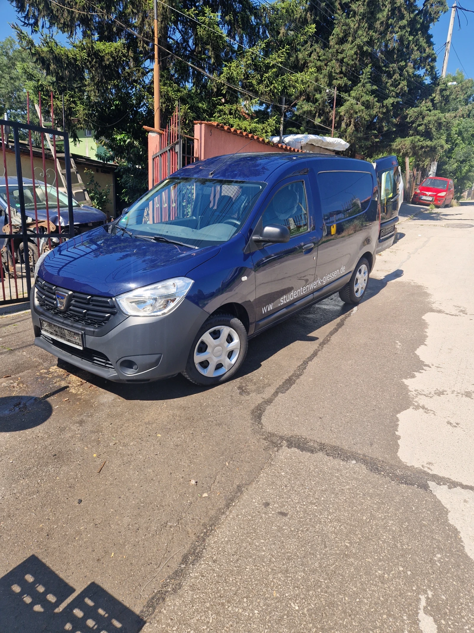 Dacia Dokker 1.6 мотор 102 коня 98000 км, снимка 2 - Автомобили и джипове - 55044340