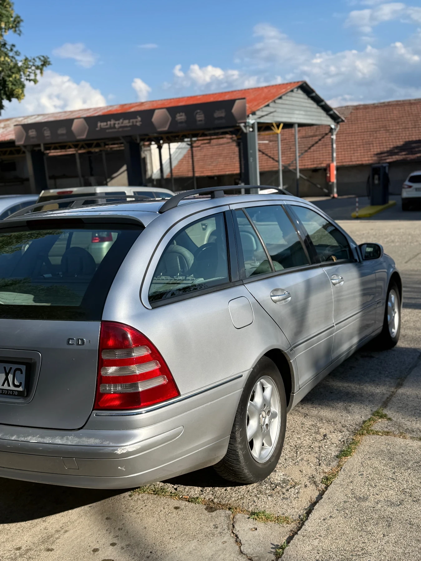 Mercedes-Benz C 200, снимка 4 - Автомобили и джипове - 55166147