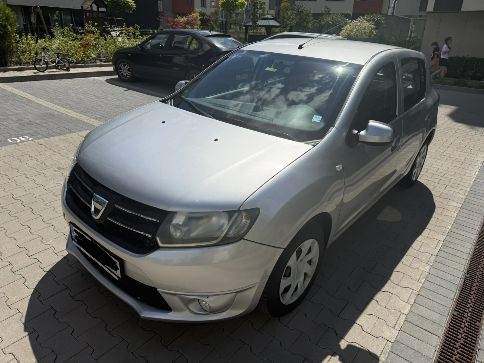 Dacia Sandero, снимка 4 - Автомобили и джипове - 55410191