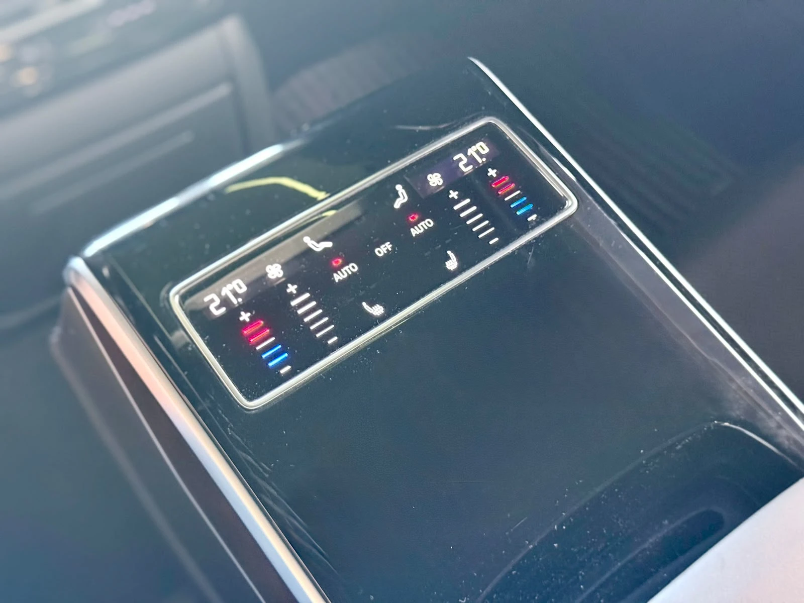 Audi A8 55 TDI* Full* Обдух* Pano* B&O* ЛИЗИНГ , снимка 15 - Автомобили и джипове - 55434679