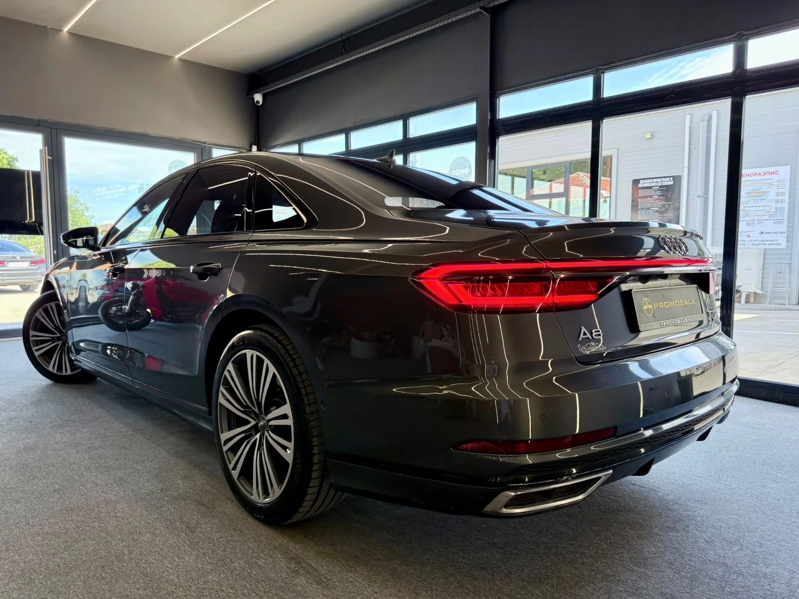 Audi A8 55 TDI* Full* Обдух* Pano* B&O* ЛИЗИНГ , снимка 4 - Автомобили и джипове - 55434679