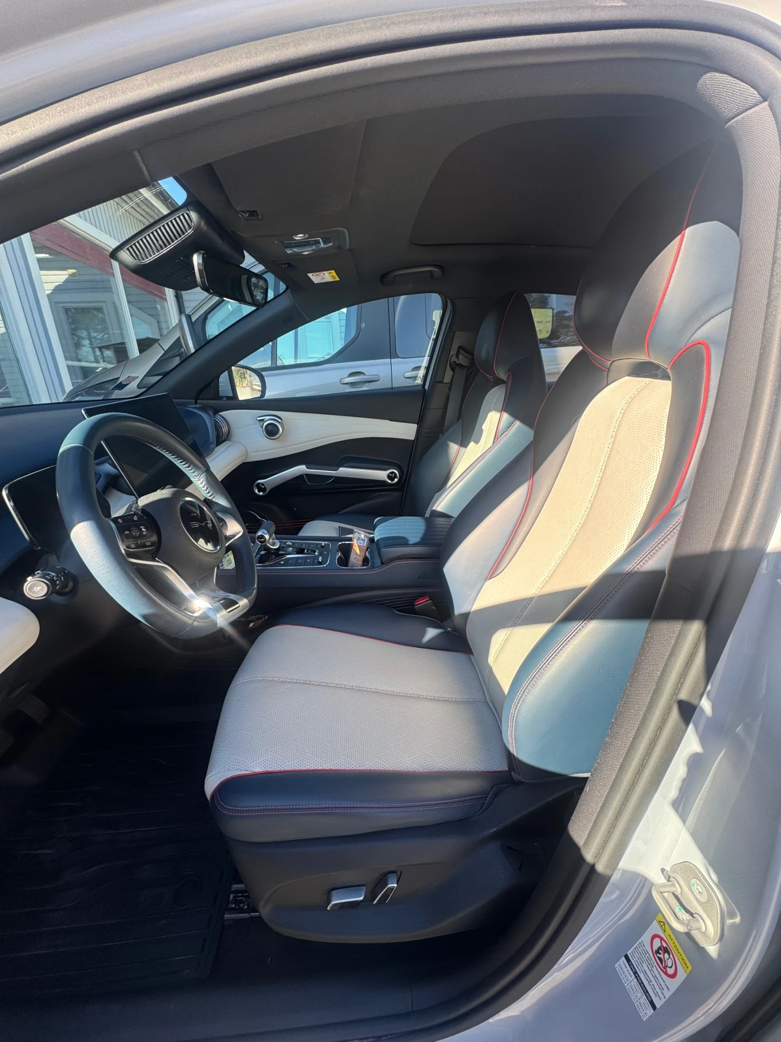 BYD Atto3, снимка 5 - Автомобили и джипове - 55538756
