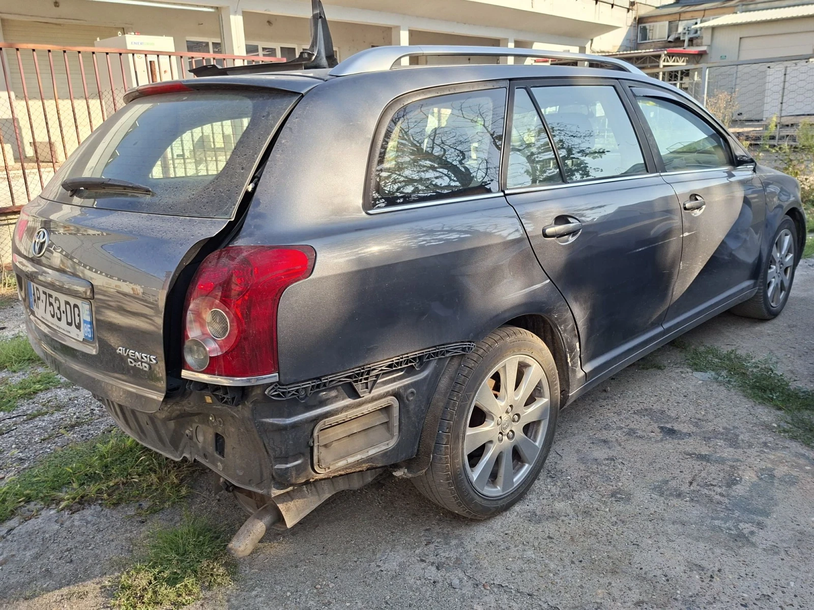 Toyota Avensis ЧАСТИ, снимка 3 - Автомобили и джипове - 55660007