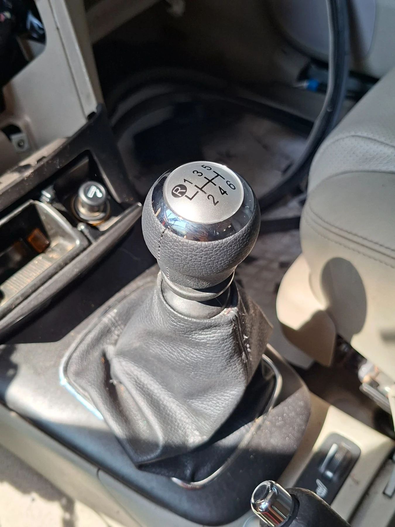 Toyota Avensis ЧАСТИ, снимка 5 - Автомобили и джипове - 55660007