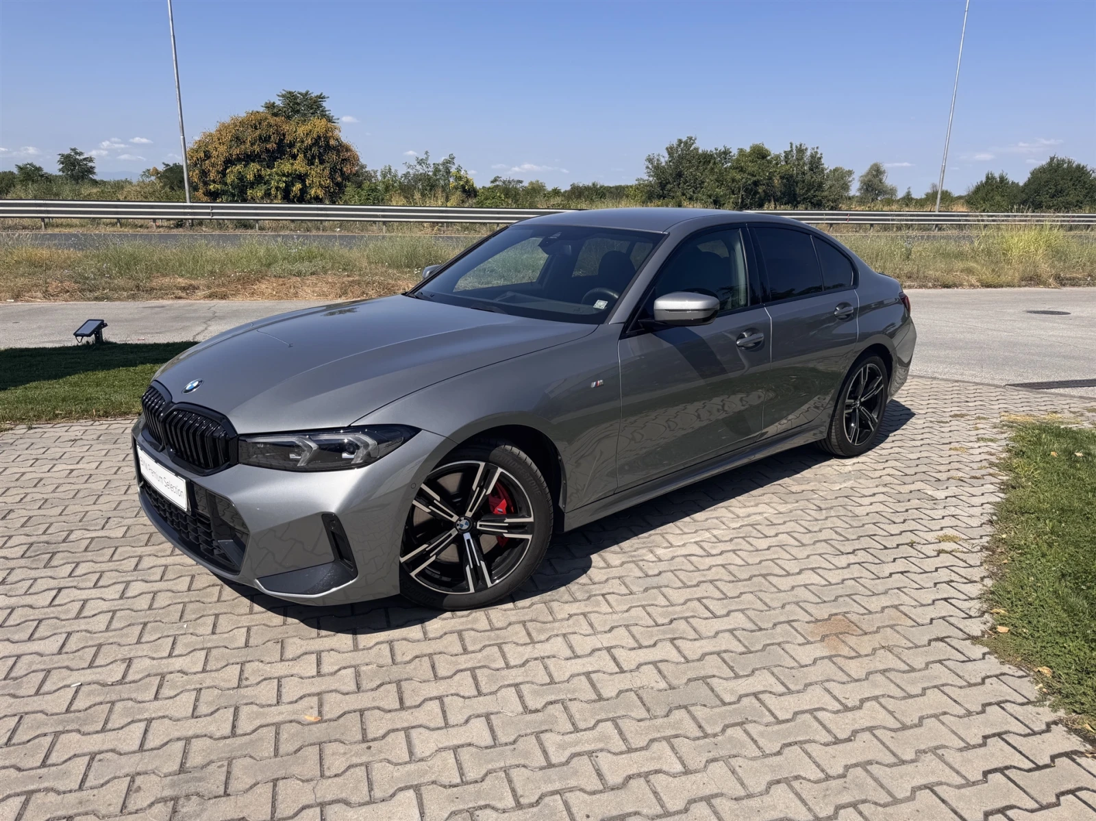 BMW 330 xDrive Sedan (MX)