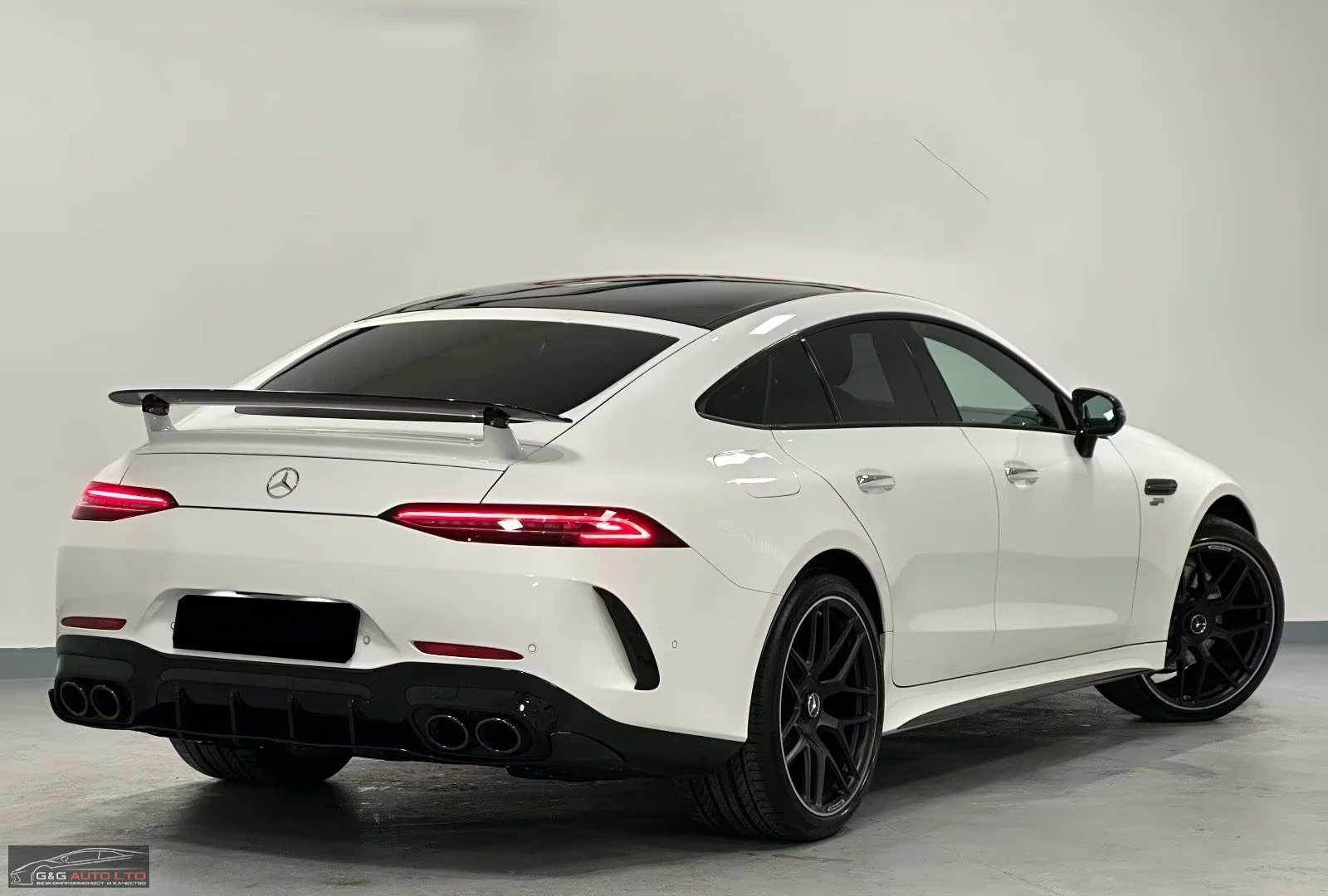 Mercedes-Benz AMG GT 53/4M/AERO/PERF/435HP/PANO/BURM/360/322h, снимка 3 - Автомобили и джипове - 55663203