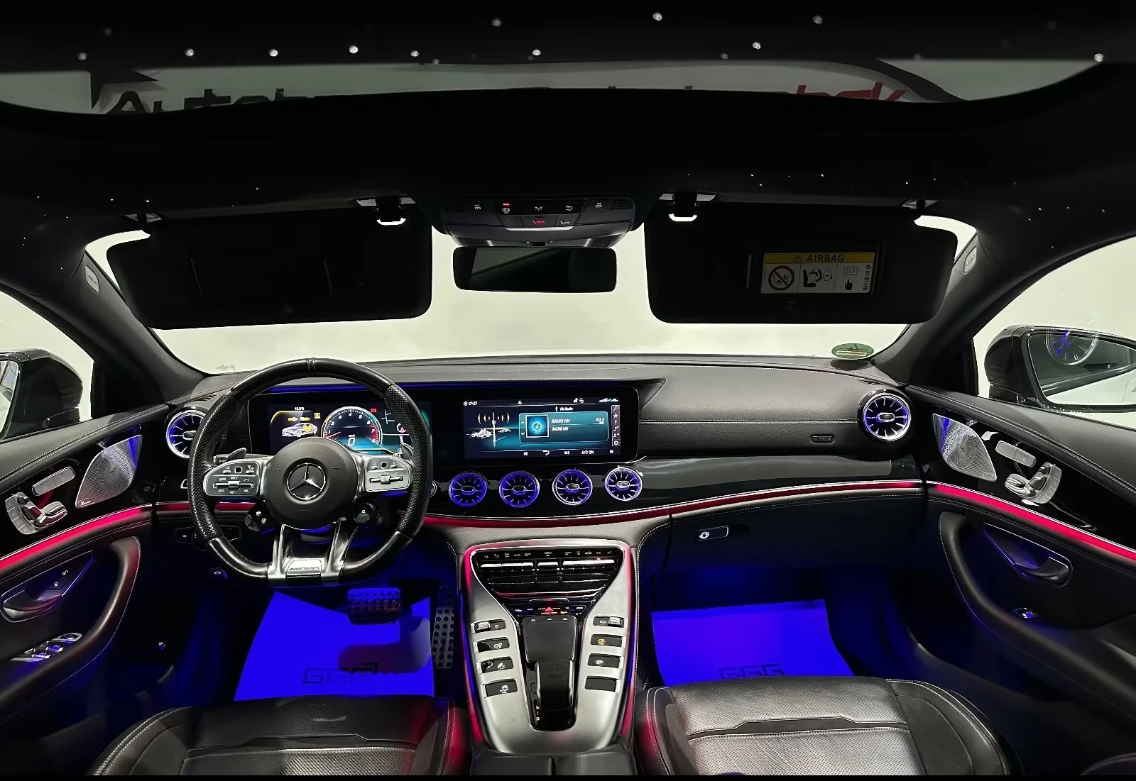 Mercedes-Benz AMG GT 53/4M/AERO/PERF/435HP/PANO/BURM/360/322h, снимка 9 - Автомобили и джипове - 55663203