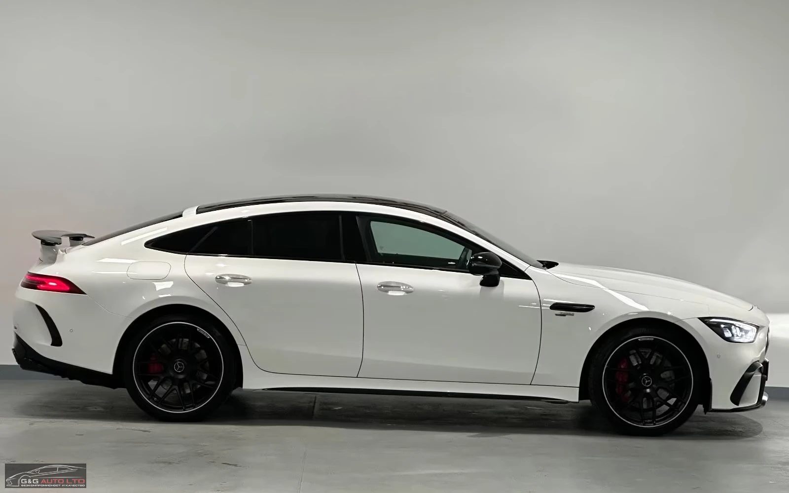 Mercedes-Benz AMG GT 53/4M/AERO/PERF/435HP/PANO/BURM/360/322h, снимка 5 - Автомобили и джипове - 55663203