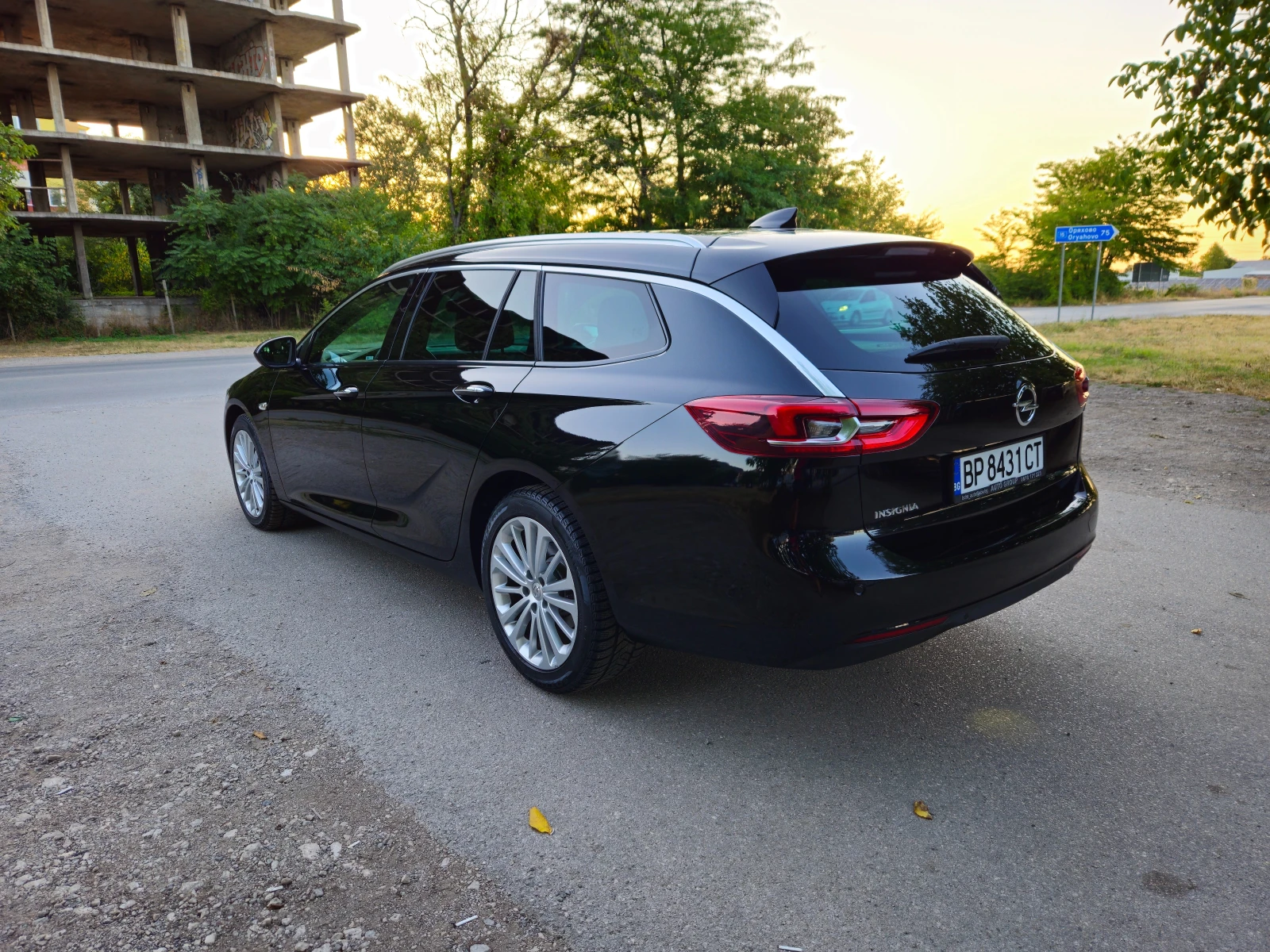 Opel Insignia 2.0D AUTOMATIK 170кс, снимка 6 - Автомобили и джипове - 55683698