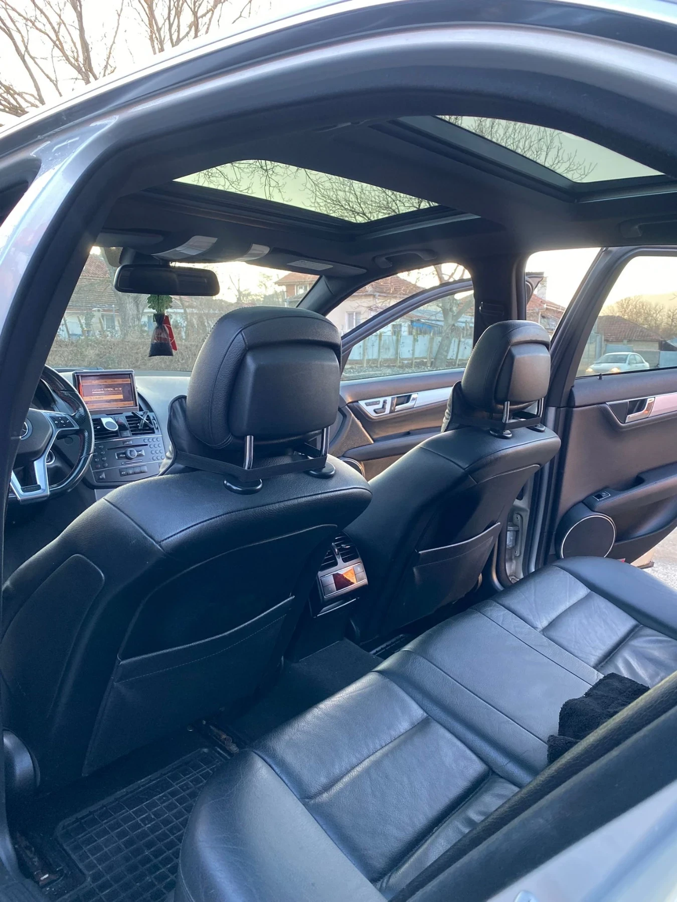 Mercedes-Benz C 320 AMG FULL FULL, снимка 11 - Автомобили и джипове - 55933111