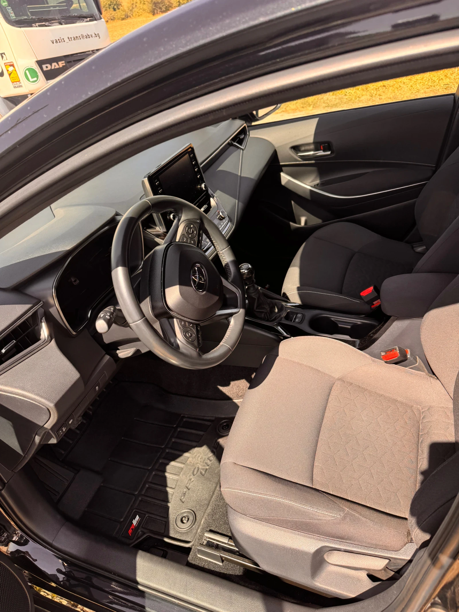 Toyota Corolla, снимка 7 - Автомобили и джипове - 55981284