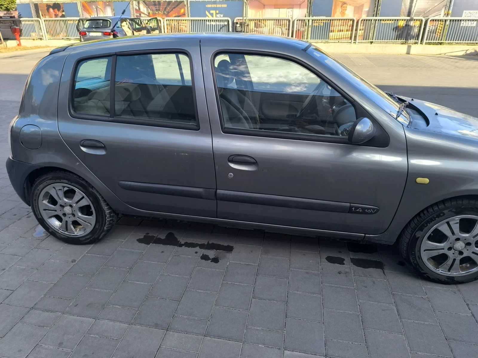 Renault Clio, снимка 9 - Автомобили и джипове - 56016655