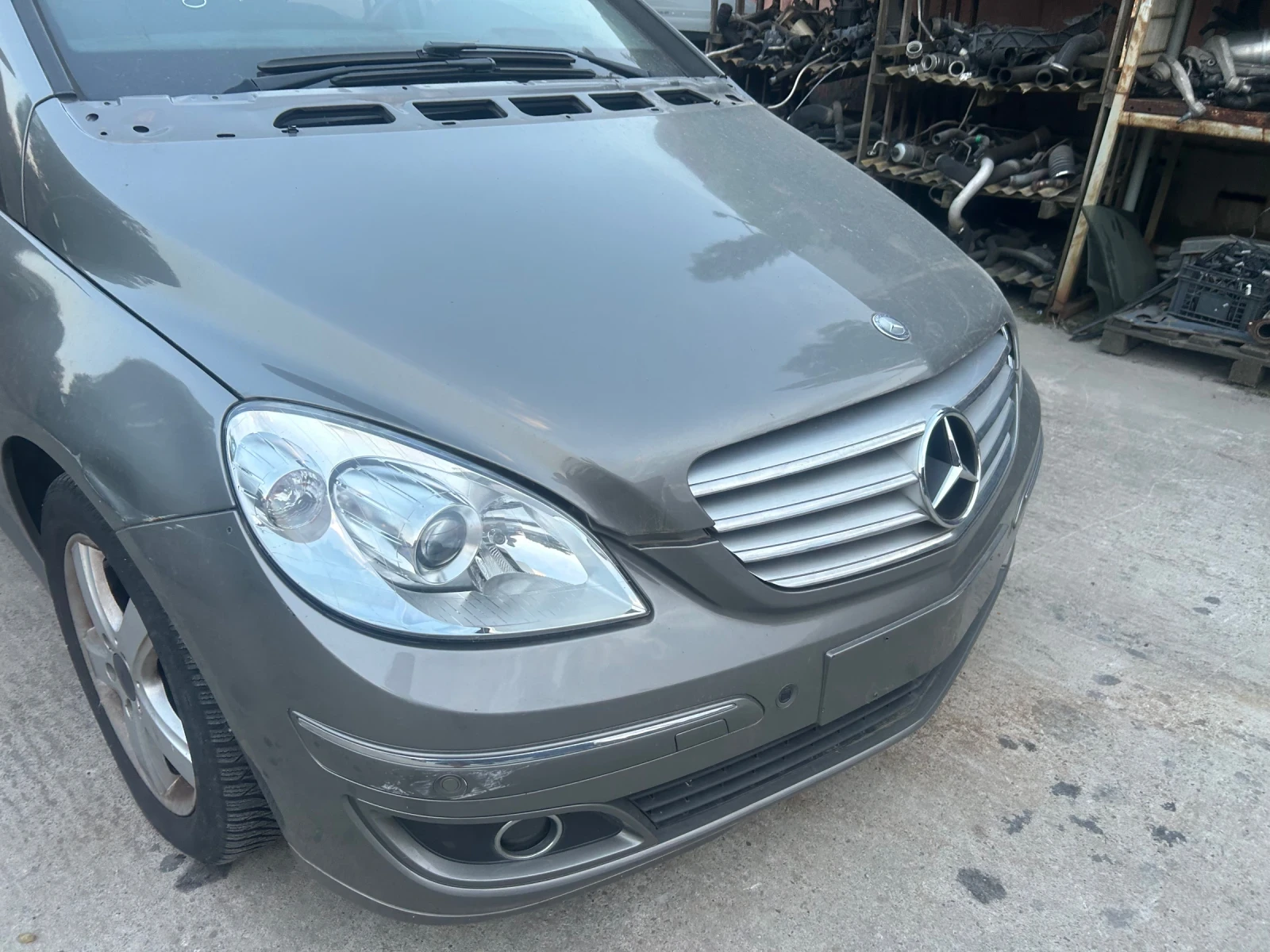 Mercedes-Benz B 180 2.0 CDI Автоматик , снимка 2 - Автомобили и джипове - 56017216