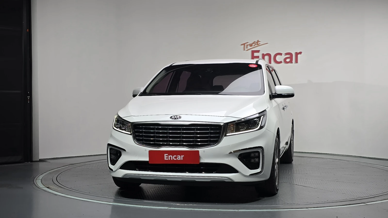 Kia Carnival ПОДГРЕВ ВОЛАН* КРАЙНА ЦЕНА, снимка 3 - Автомобили и джипове - 56024599