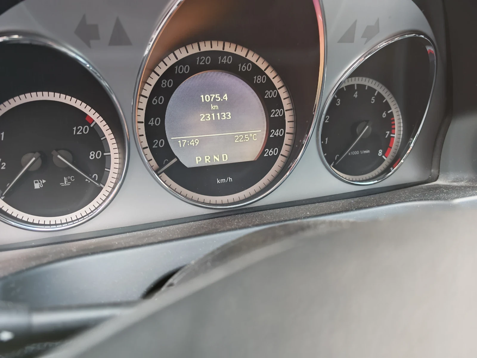 Mercedes-Benz C 250 CGI, снимка 16 - Автомобили и джипове - 56729658