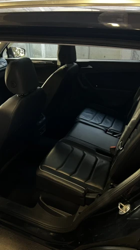 VW Tiguan 2.0 TSI| 4x4| HIGHLINE| PANO| CARPLAY| FENDER  - 17800 € / 34813.77 лв. - 65900556 9