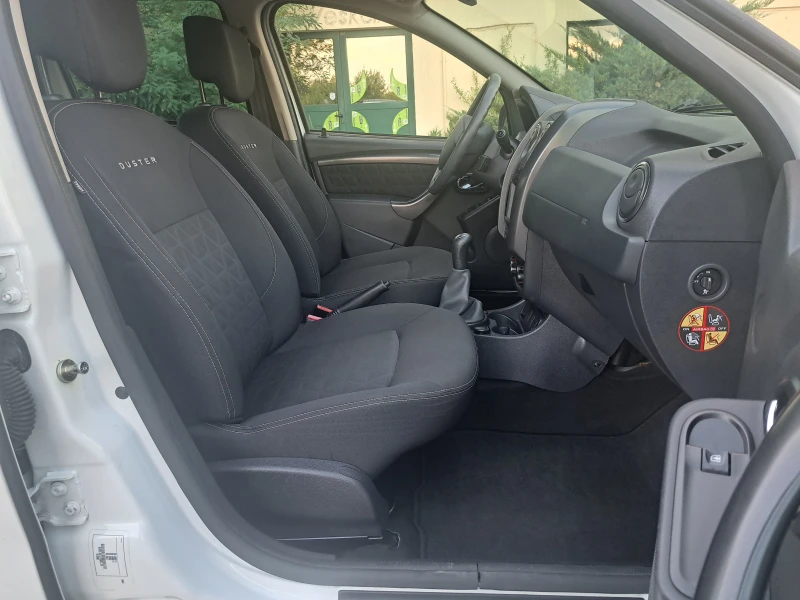 Dacia Duster * ИТАЛИЯ* 1.6-БЕНЗИН/ГАЗ* TOP* FULL* , снимка 17 - Автомобили и джипове - 32922709