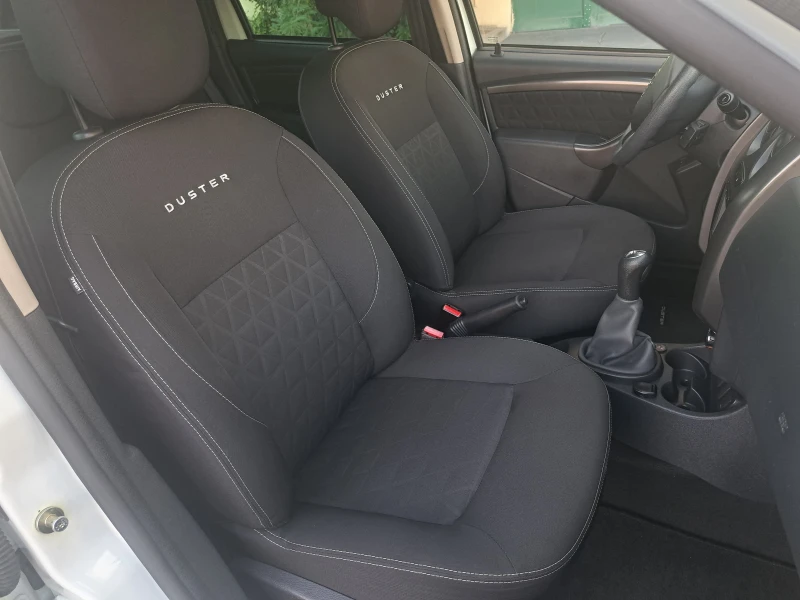 Dacia Duster * ИТАЛИЯ* 1.6-БЕНЗИН/ГАЗ* TOP* FULL* , снимка 16 - Автомобили и джипове - 32922709
