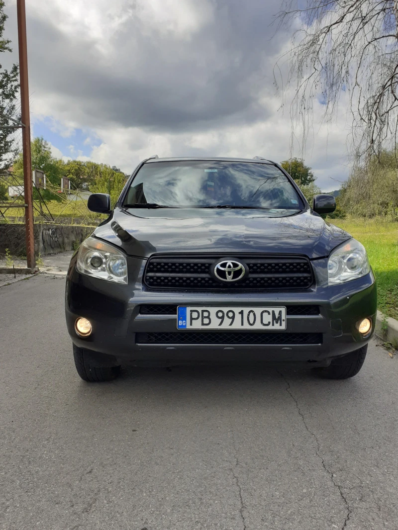 Toyota Rav4 2.2, снимка 12 - Автомобили и джипове - 48610169