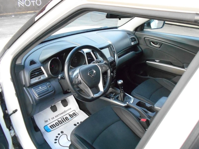 SsangYong Tivoli 1.6XDI EURO6, снимка 10 - Автомобили и джипове - 47572378