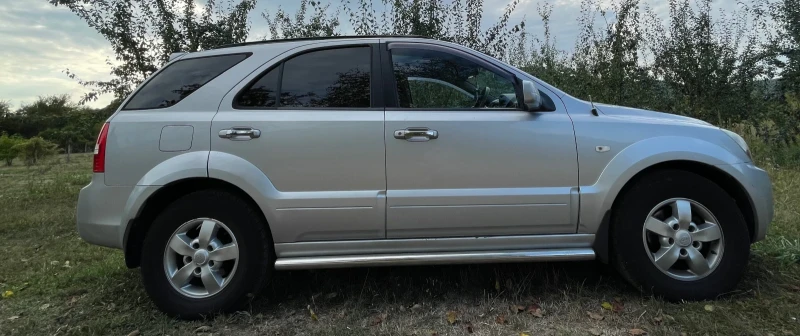 Kia Sorento, снимка 3 - Автомобили и джипове - 47097973