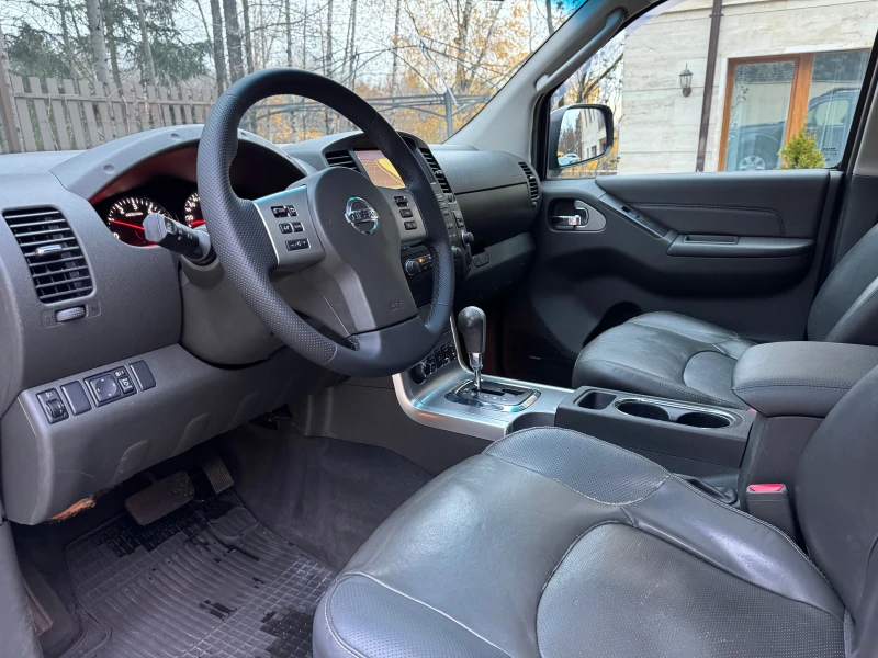 Nissan Navara 3.0D-FACELIFT-4x4-NAVI-CAMERA-BOSE-HARDTOP-FULL, снимка 8 - Автомобили и джипове - 48296805