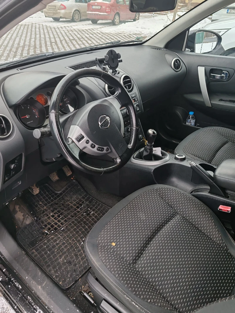 Nissan Qashqai, снимка 7 - Автомобили и джипове - 48680307