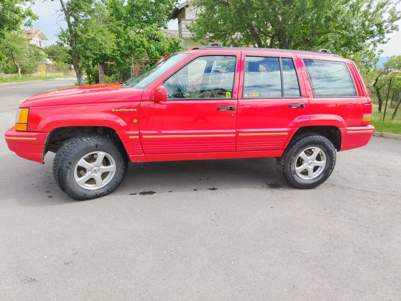 Jeep Grand cherokee, снимка 2 - Автомобили и джипове - 52190981