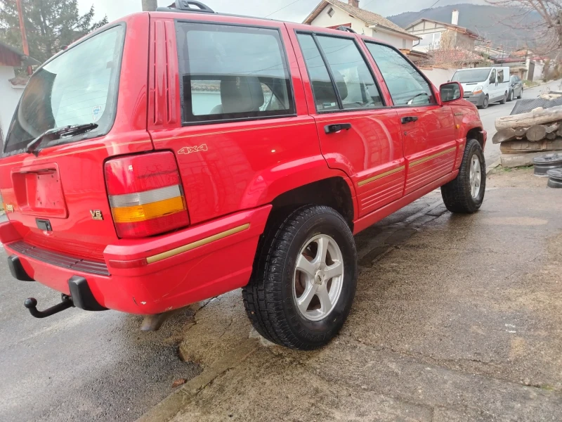 Jeep Grand cherokee 5.2beznzin 100%РЕАЛНИ КИЛОМЕТРИ, снимка 8 - Автомобили и джипове - 52857567