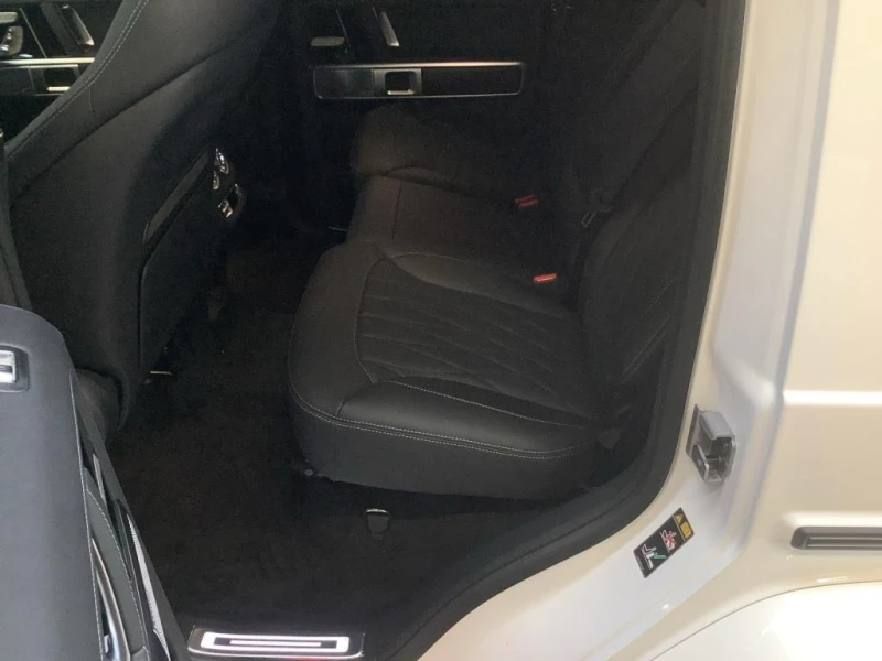 Mercedes-Benz G 450 d/AMG/4-MATIC/FACELIFT/NIGHT/BURM/360/SUPERIOR/, снимка 14 - Автомобили и джипове - 52380482