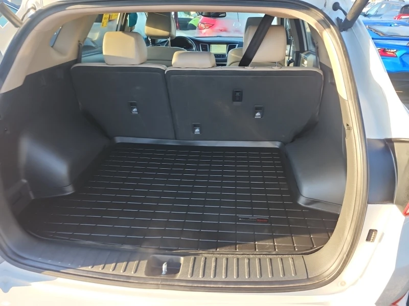 Hyundai Tucson ULTIMATE * * CARFAX * * АВТО КРЕДИТ * * , снимка 11 - Автомобили и джипове - 52573441
