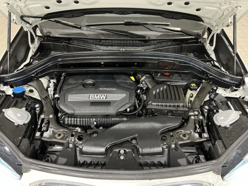 BMW X1 I * M-Package* * HeadUp* AвтоКредит* (ЦЕНА ДО БГ), снимка 12 - Автомобили и джипове - 53191871