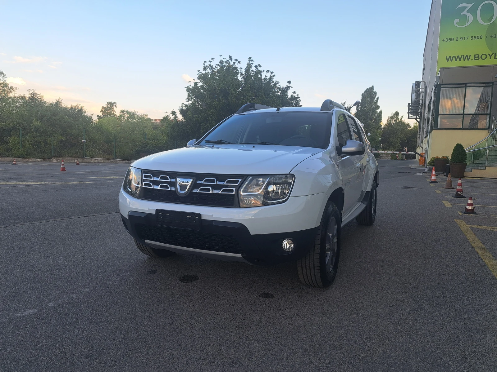 Dacia Duster * ������* 1.6-������/���* TOP* FULL*  | Mobile.bg � ����������� 11