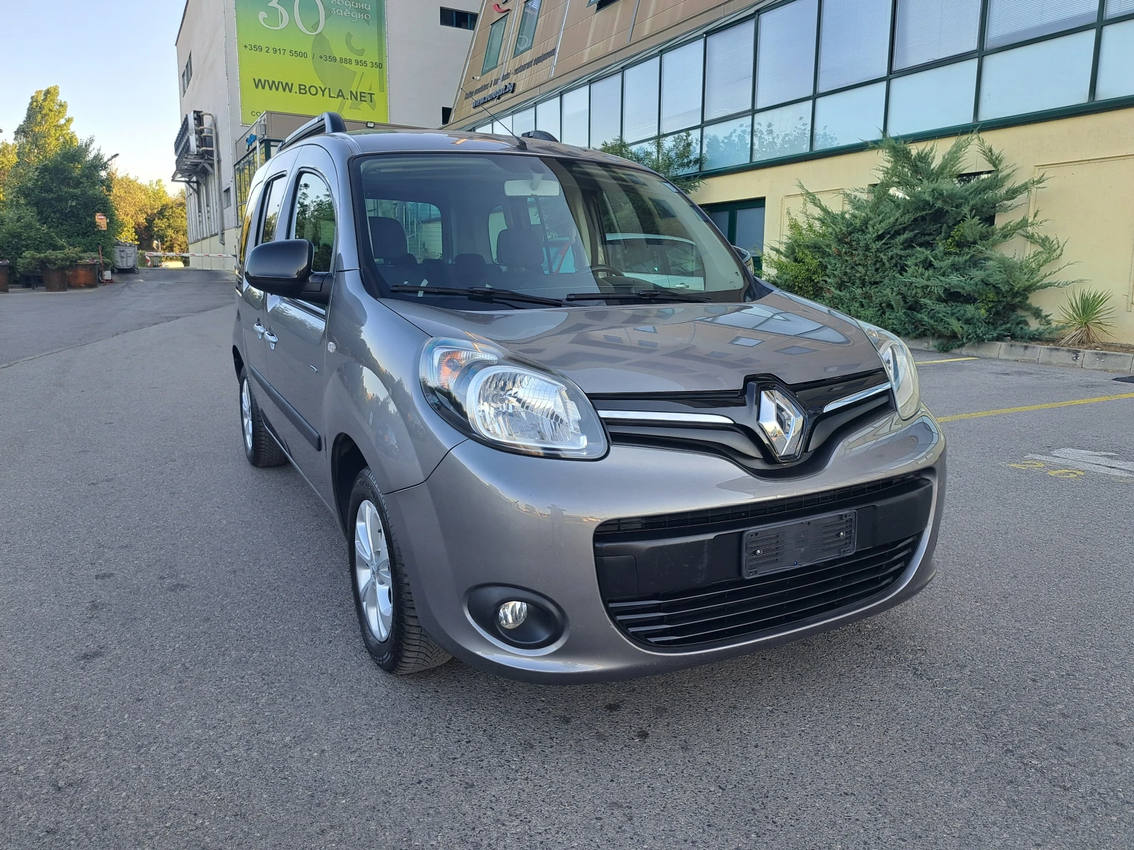 Renault Kangoo * ИТАЛИЯ* LIMITED* TOP* , снимка 4 - Автомобили и джипове - 32922709