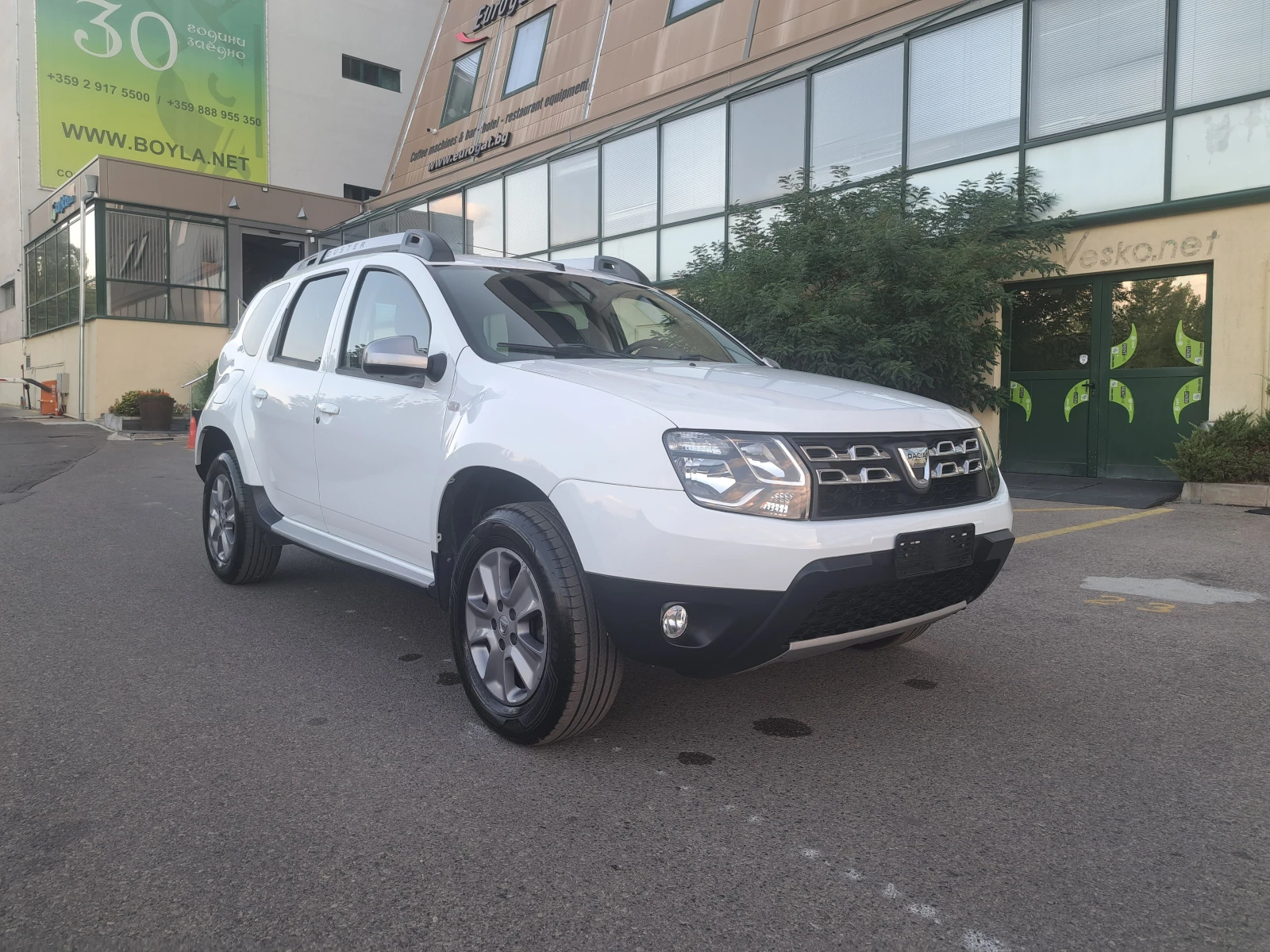 Dacia Duster * 1.6-БЕНЗИН/ГАЗ* TOP* FULL*  - изображение 6