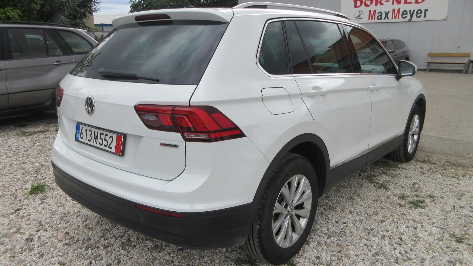 VW Tiguan 2.0-TDI-4 MOTION - изображение 4