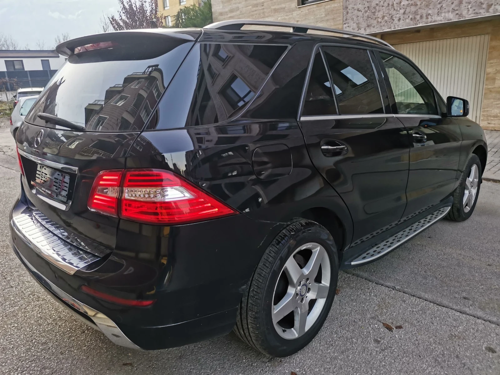 Mercedes-Benz ML 350 EDITION 1  AMG SWISS - изображение 6