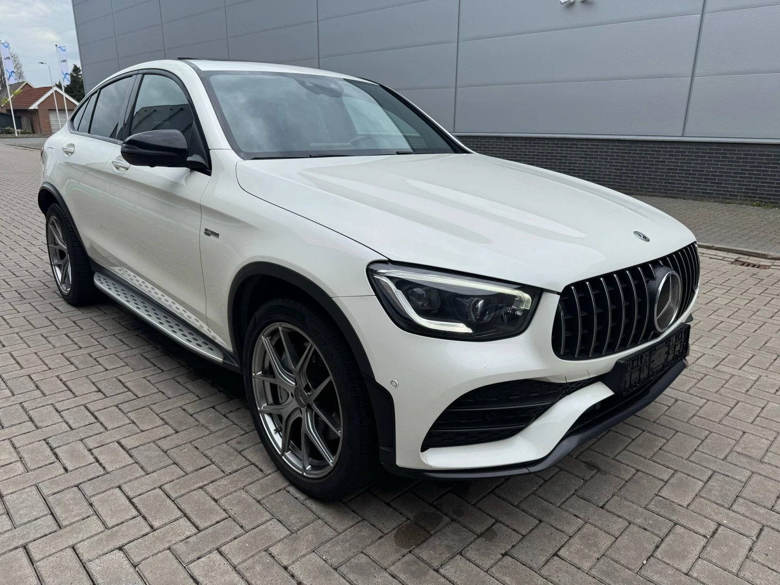 Mercedes-Benz GLC 43 AMG Купе 390 k.c 2019 Face lift  - изображение 3