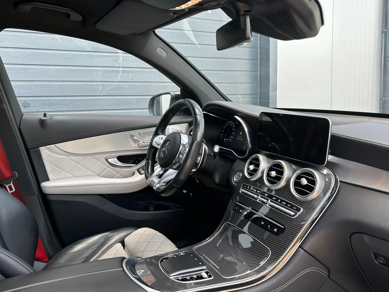 Mercedes-Benz GLC 43 AMG Купе 390 k.c 2019 Face lift  - изображение 10