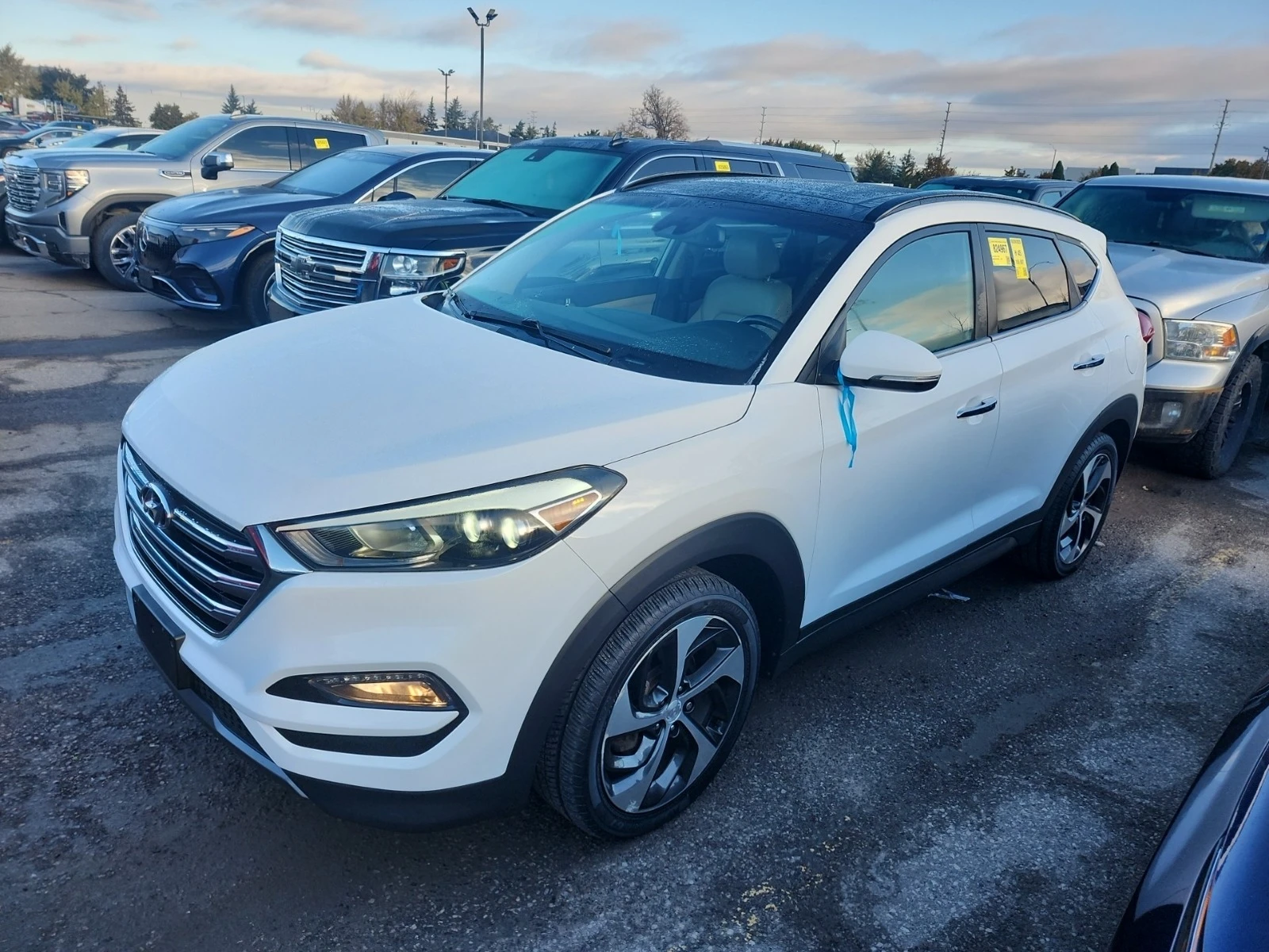 Hyundai Tucson ULTIMATE * * CARFAX * *   * *  | Mobile.bg   1