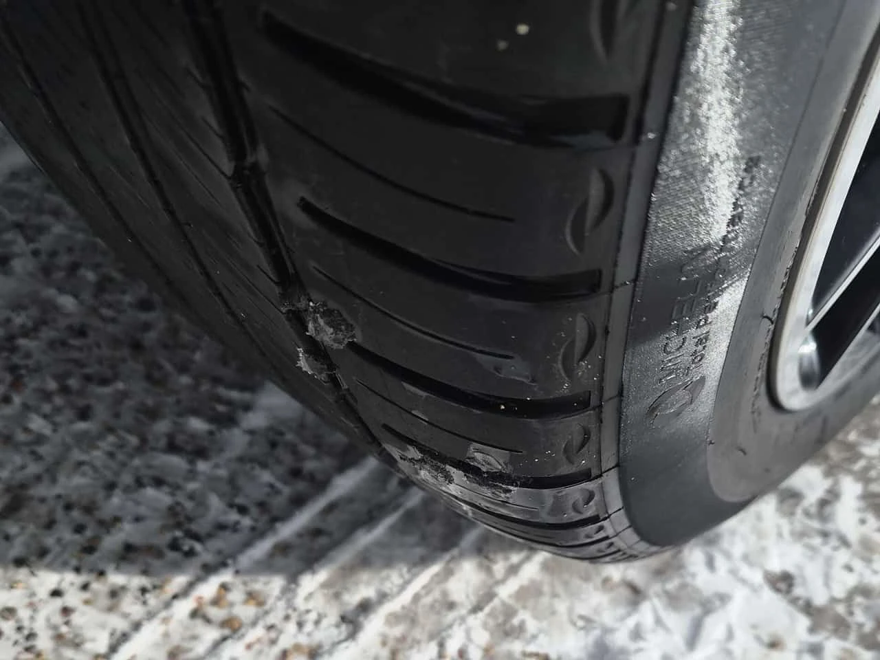 Mercedes-Benz GLE 350 * 4MATIC* DISTRONIC* BURMESTER* ОБДУХАНЕ* , снимка 15 - Автомобили и джипове - 53802079